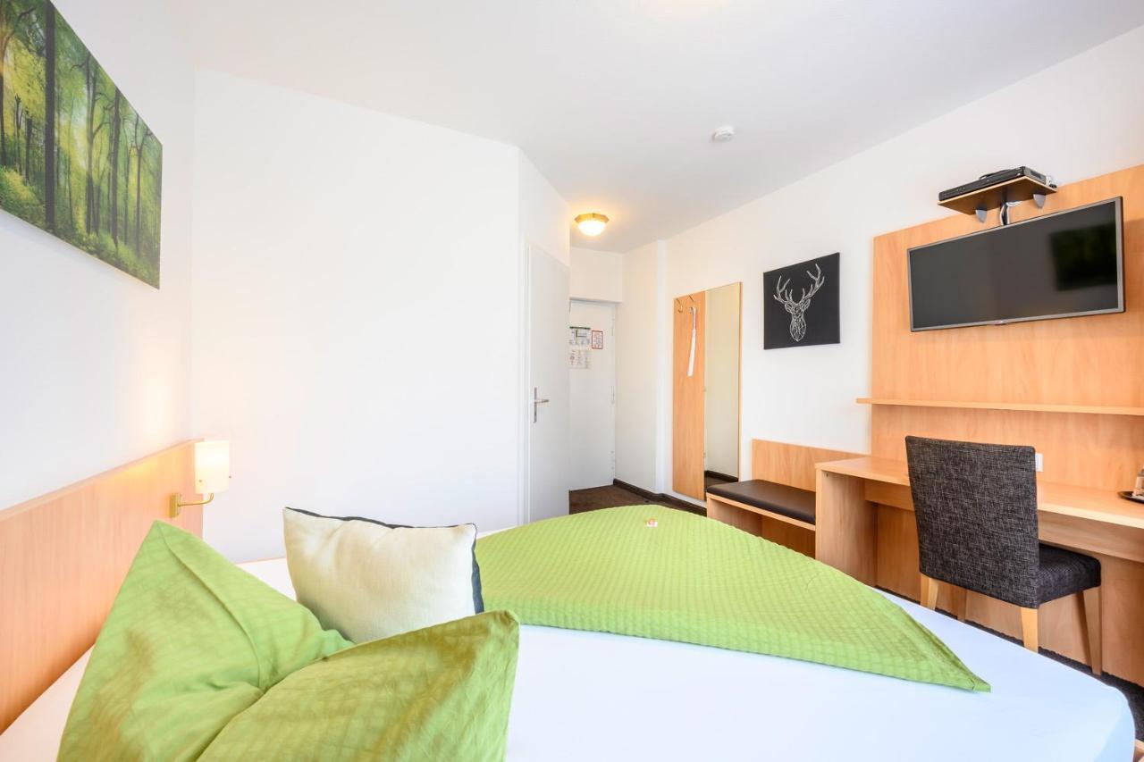 Hotel Goldener Hirsch Фридрихсхафен Екстериор снимка