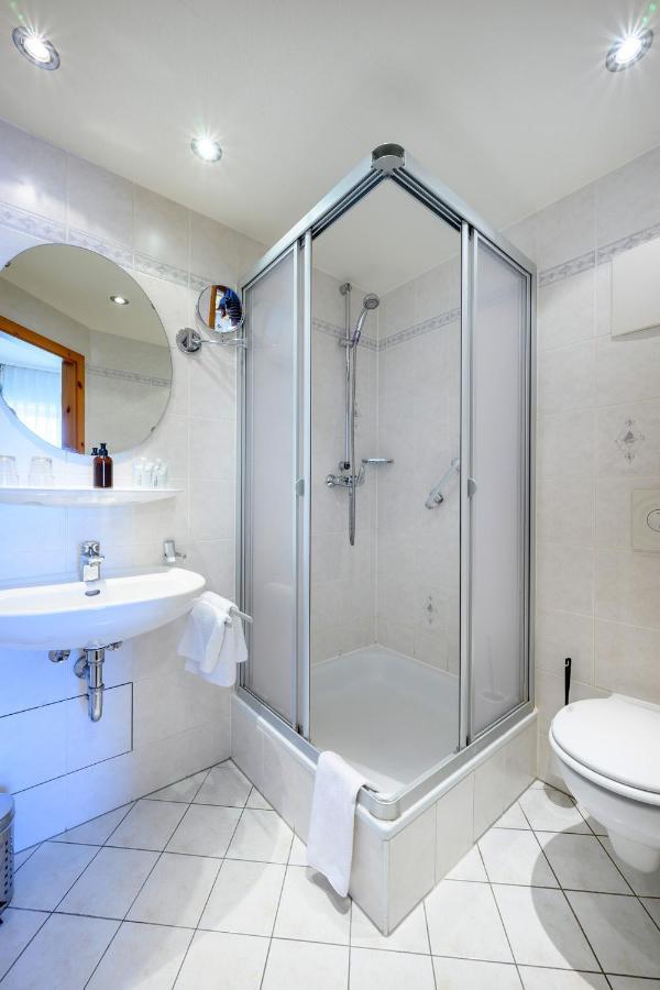 Hotel Goldener Hirsch Фридрихсхафен Екстериор снимка