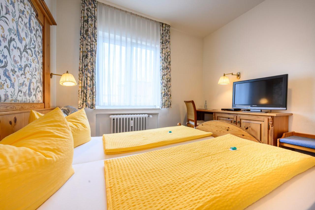 Hotel Goldener Hirsch Фридрихсхафен Екстериор снимка